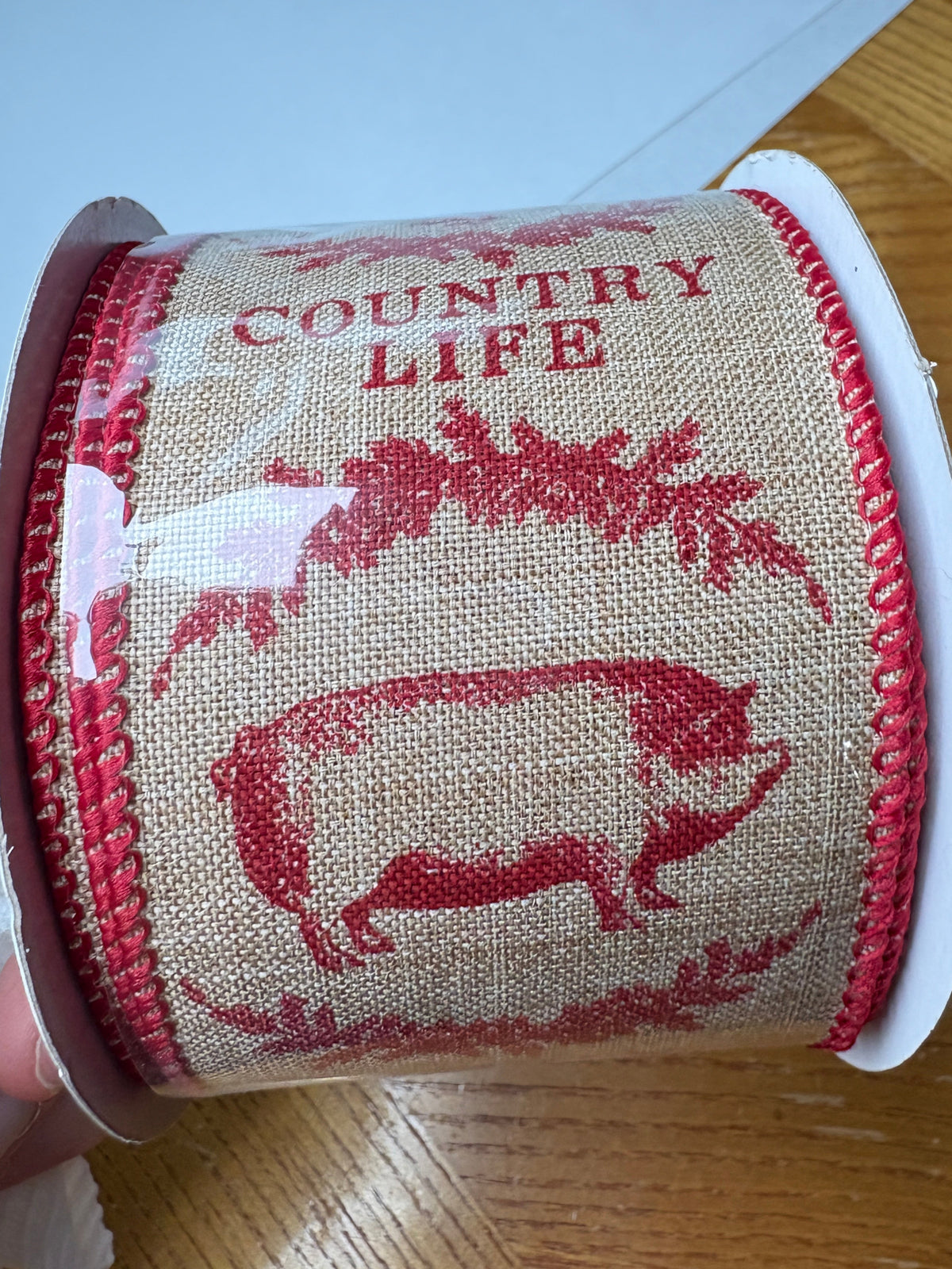 Farm Animals, Farmhouse, Lt. Beige, Farmhouse Red, 2.5" X 10 YD, RG01910R3