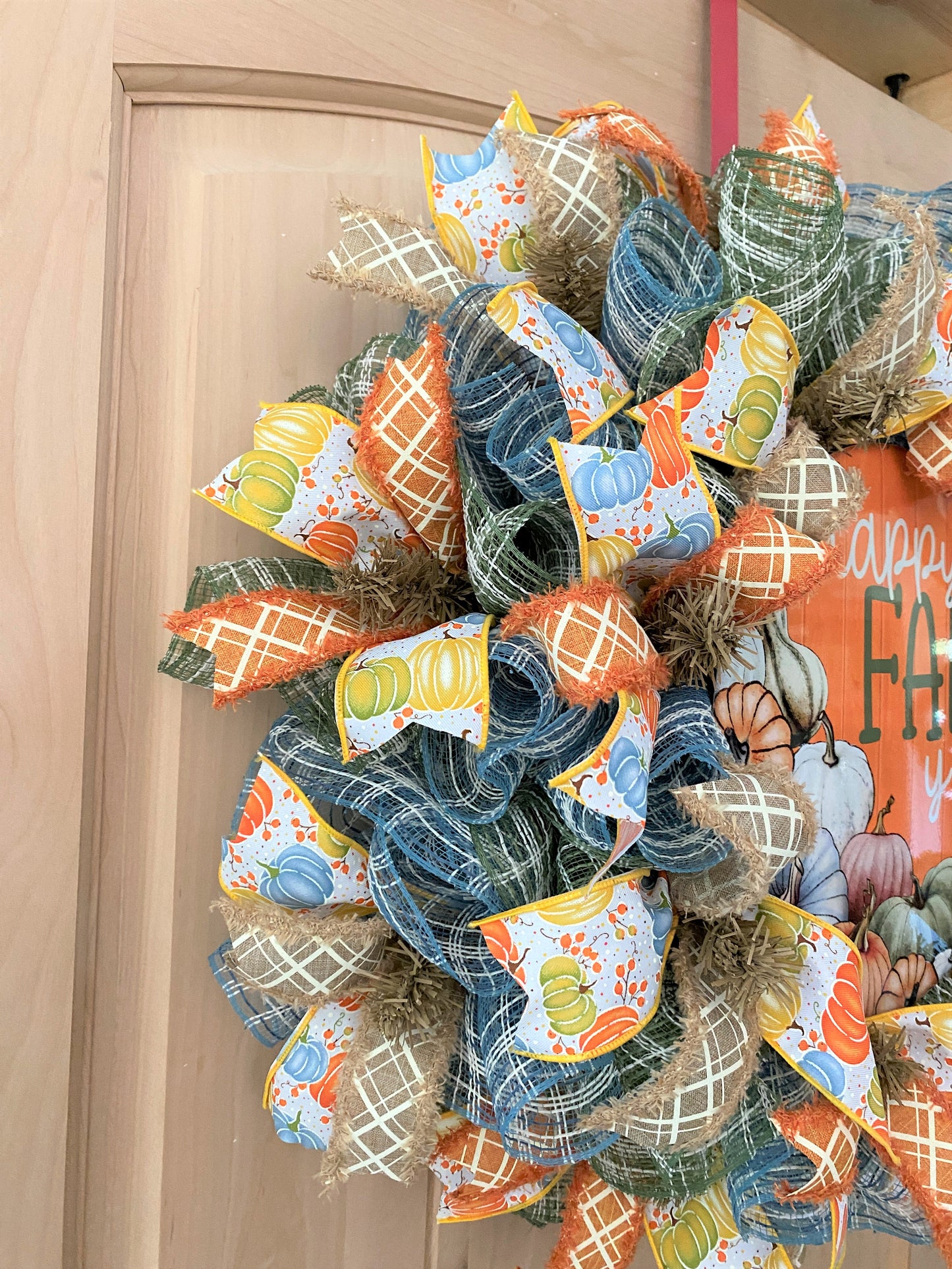 Fall Wreath, Happy Fall Y'all, Colorful Pumpkins, Deco Mesh Wreath
