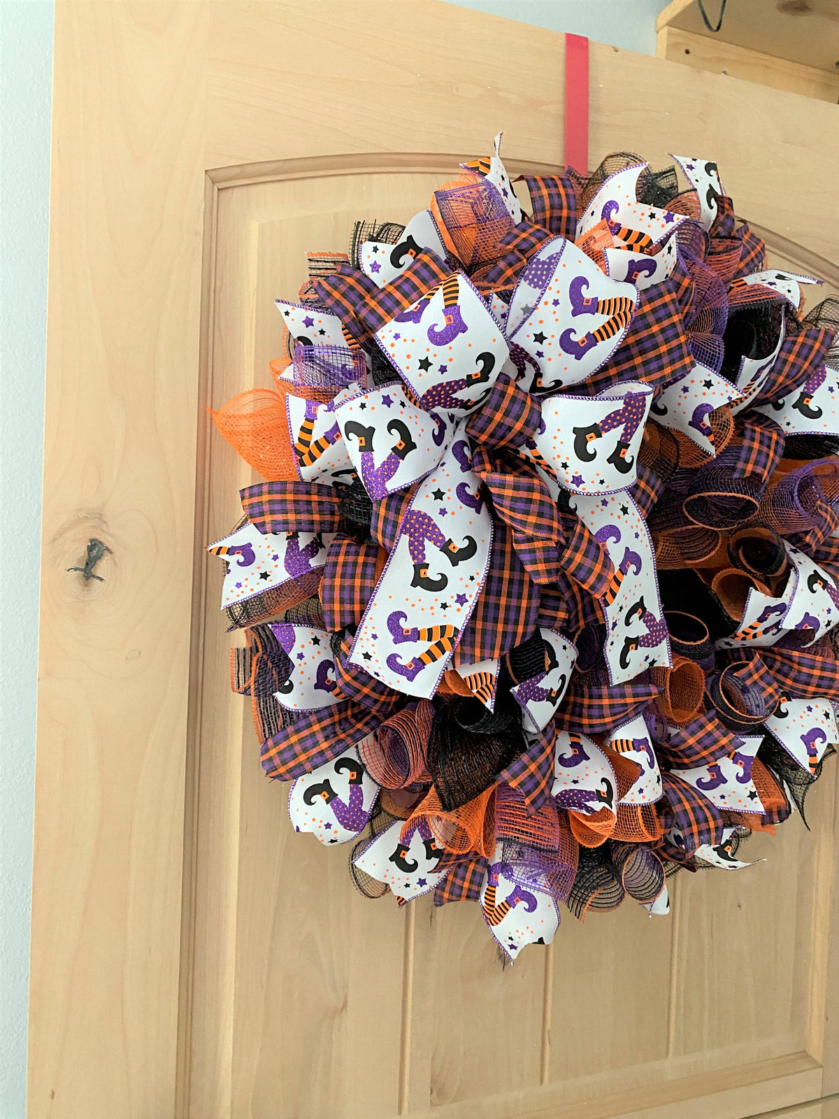 Halloween, Witchy Glitter Legs, Halloween Plaid, Deco Mesh Wreath