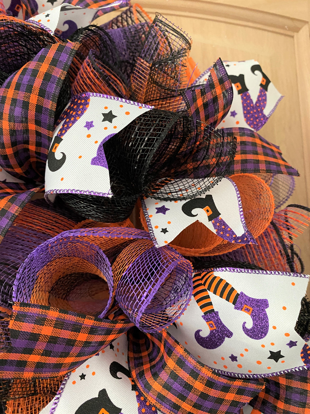 Halloween, Witchy Glitter Legs, Halloween Plaid, Deco Mesh Wreath