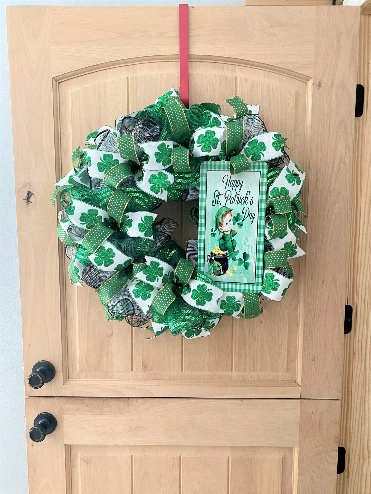 Happy St. Patrick's Day, Wreath, Deco Mesh, Wired Ribbons, Shamrocks, Leprechaun, Plaid, Green, Gold, Black, White, Large
