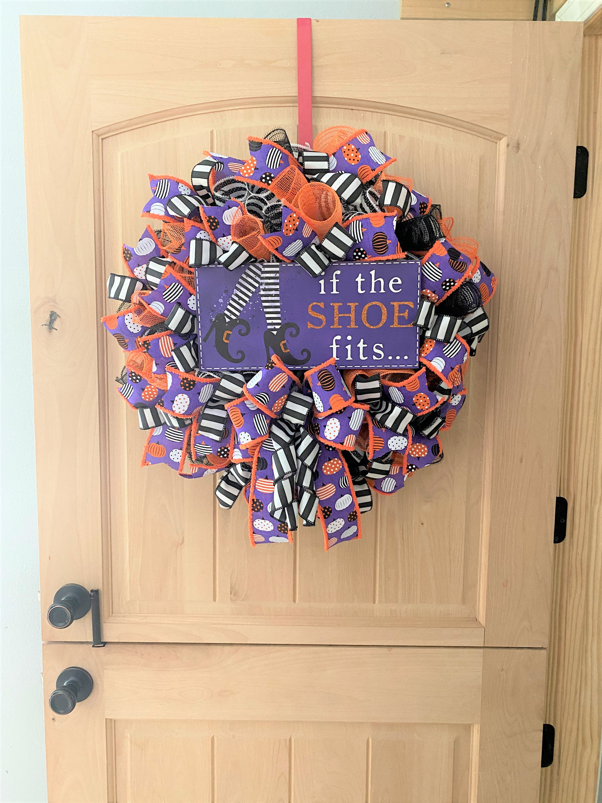 Witch Wreath, Halloween, If The Shoe Fits, Deco Mesh Wreath, Purple, Orange, Black, White