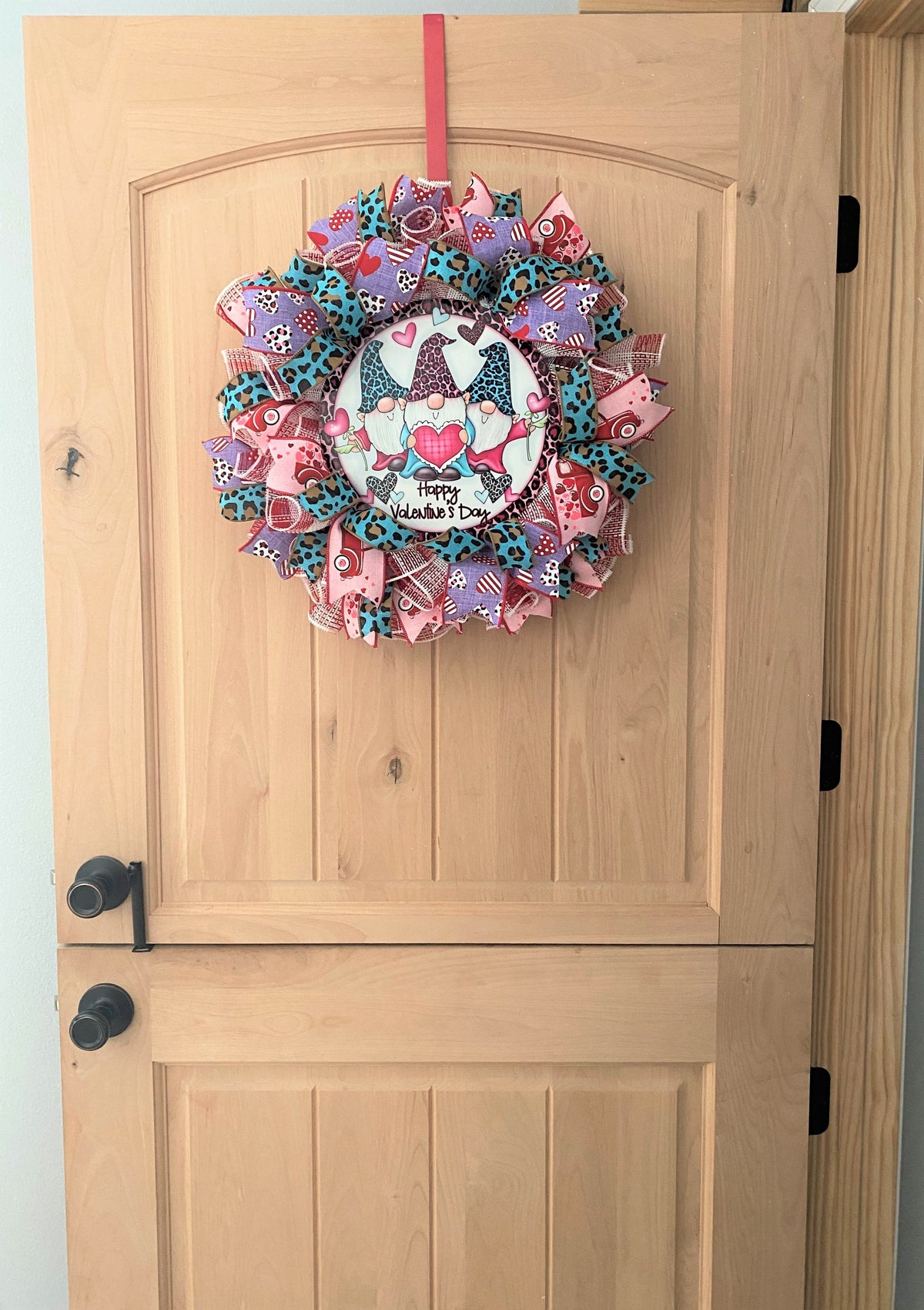 Valentine Wreath, Gnomes, Happy Valentine's Day, Leopard, Hearts, Red, Pink, Turquoise, White, Small Size