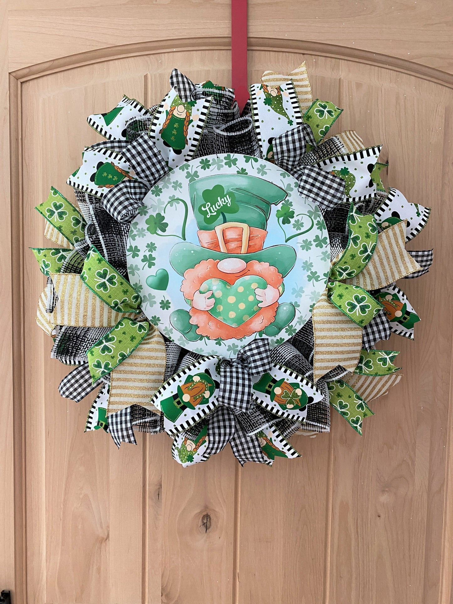 St. Patrick's Day, Wreath, Gnome, Lucky, Leprechaun, Shamrocks, Hearts, Glitter, Green, Gold, White, Black, Wired Ribbons, Small Size